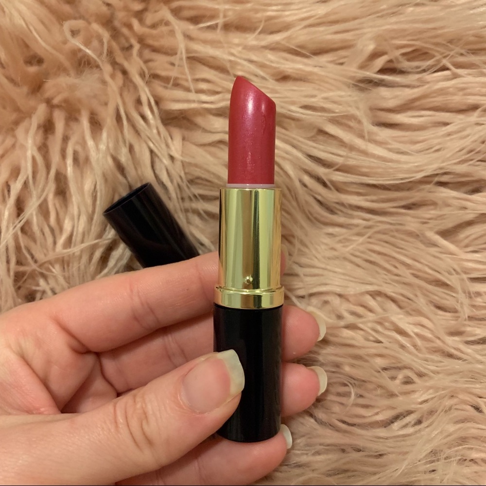 Estee Lauder lipstick